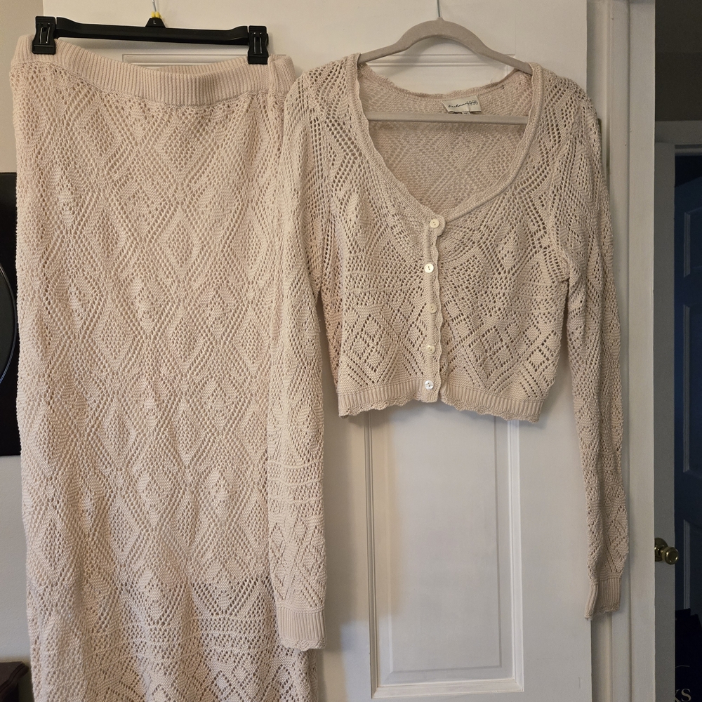 Freshman Cream Knitwear Ensemble